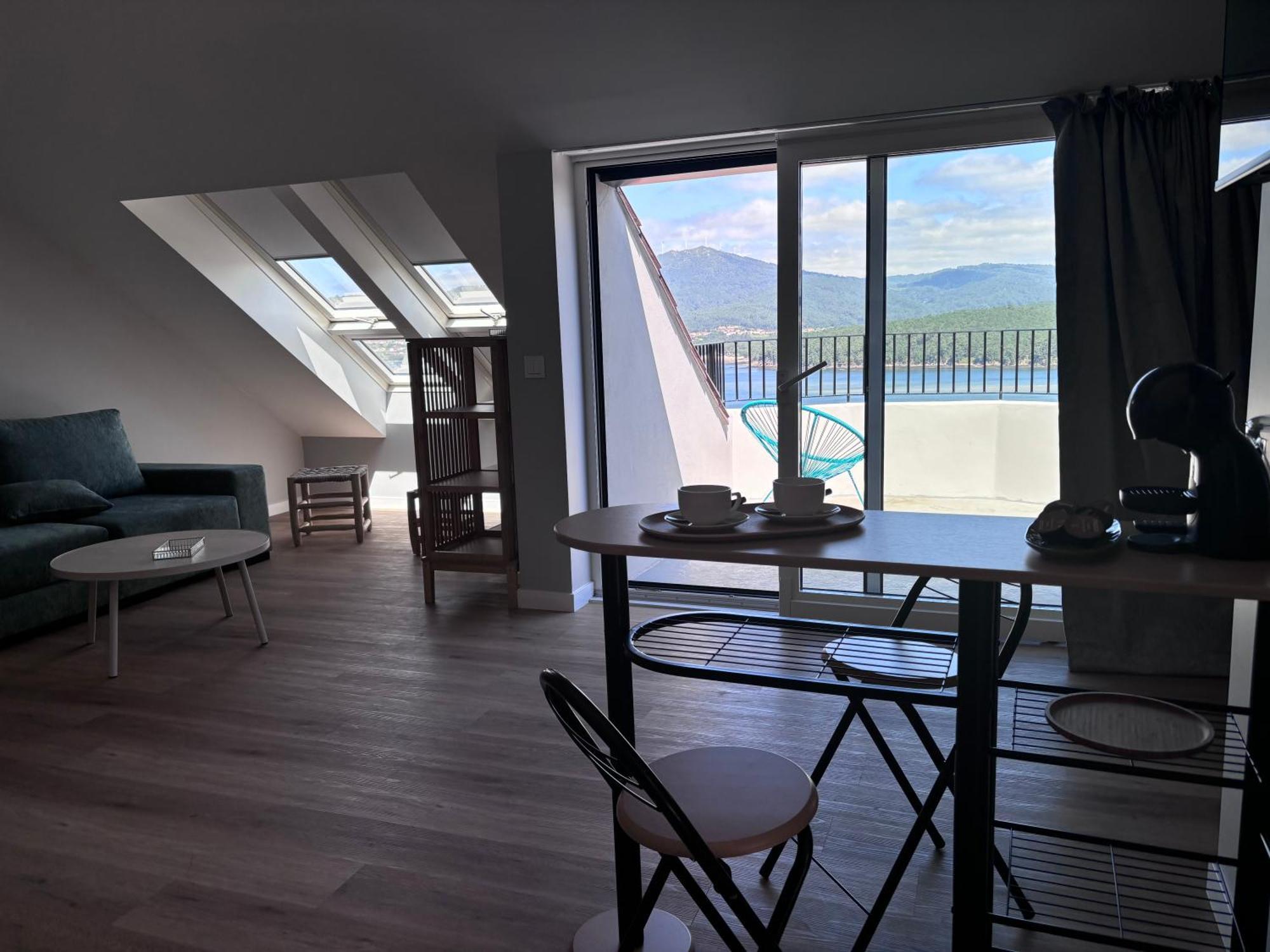 Villa Rosa Apartamentos En Casa Rural Con Vistas Panoramicas A La Ria Noia Zewnętrze zdjęcie